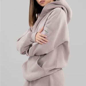 COMFRT travel hoodie